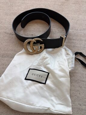 Gucci GG Marmont Belt Black Leather Gold Double G Buckle